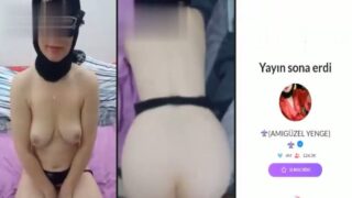 Canan Yenge Maskeli Türbanlı Hard yiyor
